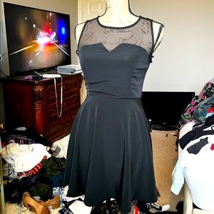 Black small forever 21 dress